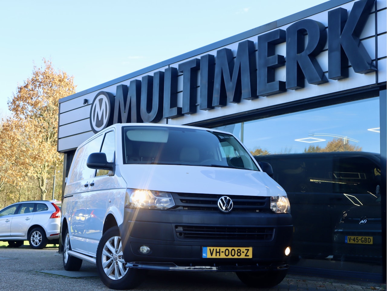 Volkswagen Transporter - 2.0 TDI WEINIG KILOMETERS ENKELE CABINE - AutoWereld.nl