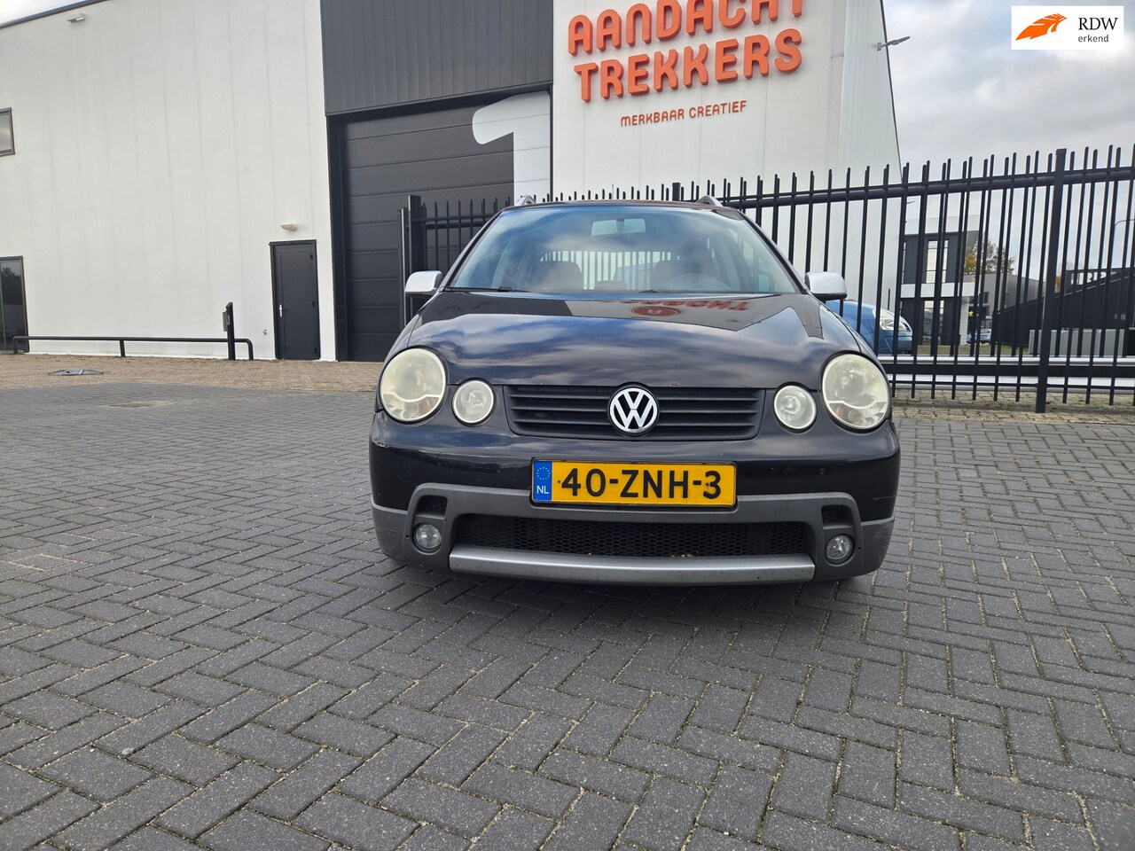 Volkswagen Polo - 1.4-16V FUN 1.4-16V FUN - AutoWereld.nl