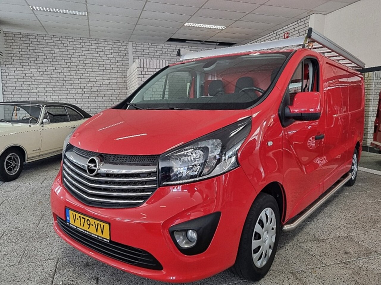 Opel Vivaro - GB 1.6 CDTi 95pk L2H1 350/2900 Innovation - AutoWereld.nl