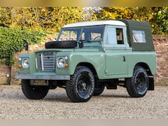 Land Rover 88 - Series 3 Cab ¾ Canvas hood with side windows "2.25 petrol / VAT-car" VAT refundable on bus