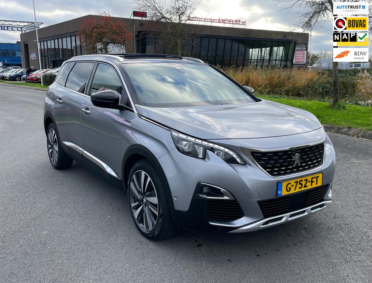 Peugeot 5008 - 1.2 PureTech Blue Lease GT-Line 1.2 PureTech Blue Lease GT-Line, Trekhaak, Pano, Cam, LED, Keyless, 1e eig afk, Geen impor - AutoWereld.nl