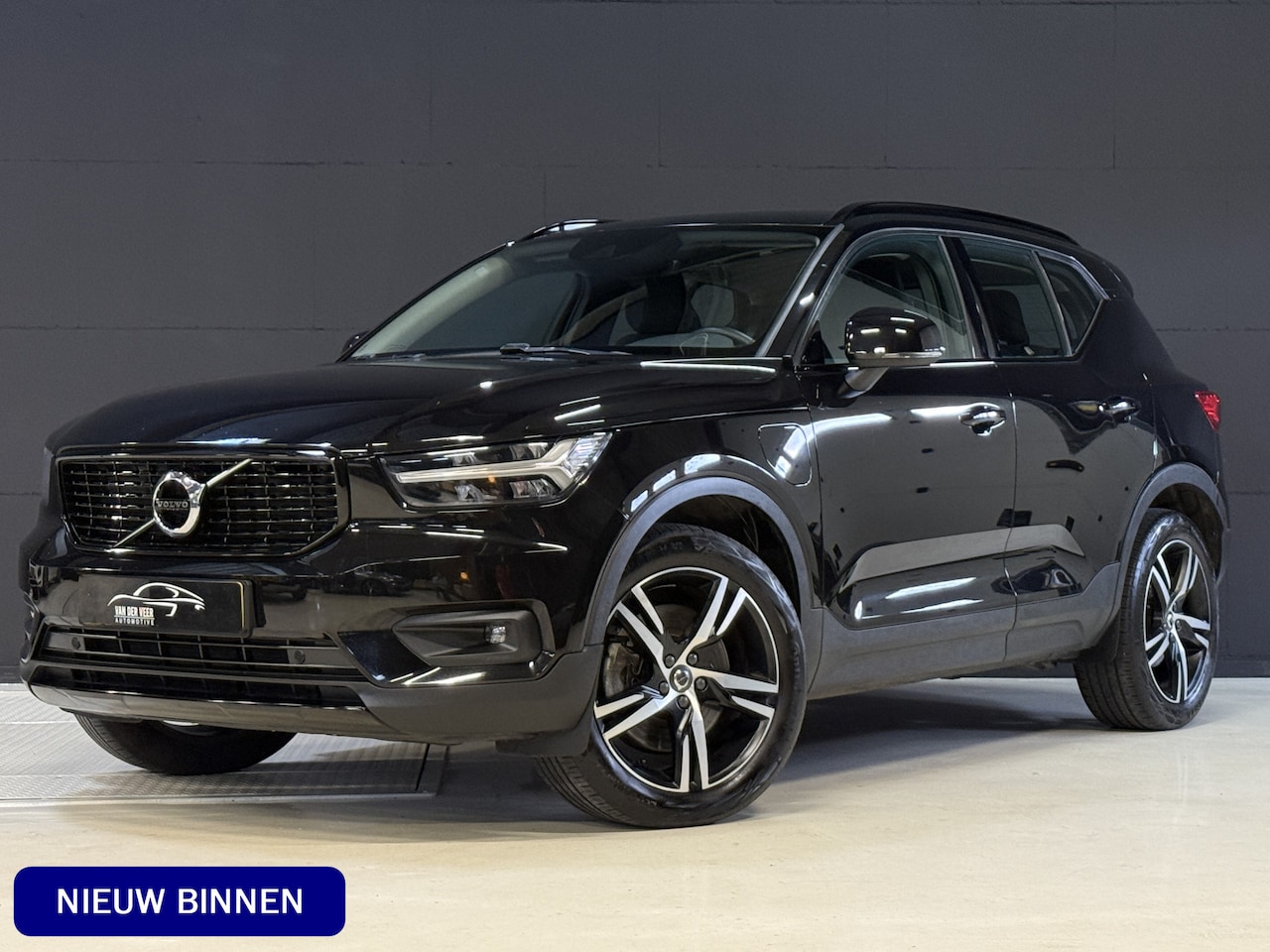 Volvo XC40 - 1.5 T5 Recharge R-Design Expression | Apple Carplay | Navi | Lane assist - AutoWereld.nl