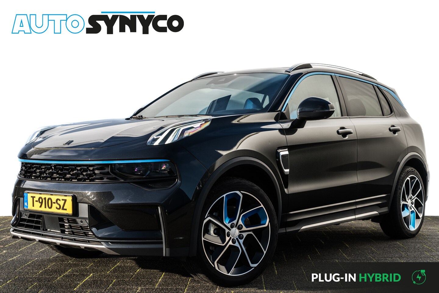 Lynk & Co 01 - 1.5 Plug-in Hybrid 262 Pk I Modeljaar 2023 I Panoramadak I 75 km Elektrisch I 360 Camera I - AutoWereld.nl