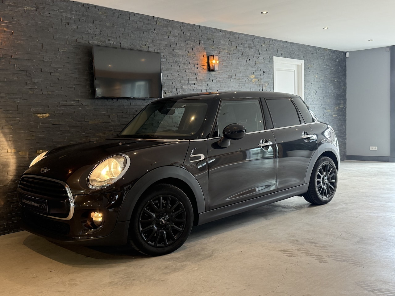 MINI Cooper - Mini 1.5 Bj: 2016 / Automaat / 136 PK - AutoWereld.nl