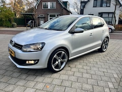 Volkswagen Polo - 1.2 Highline Ecc Navi Isofix Trekhaak 5 Drs LM