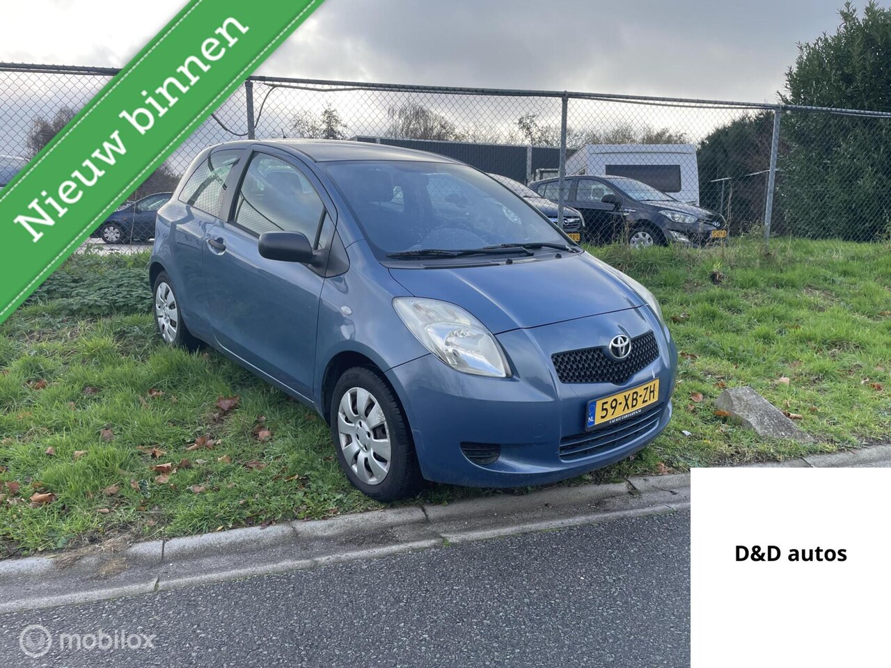 Toyota Yaris - 1.0 VVT-i Terra 1.0 VVTi Terra - AutoWereld.nl