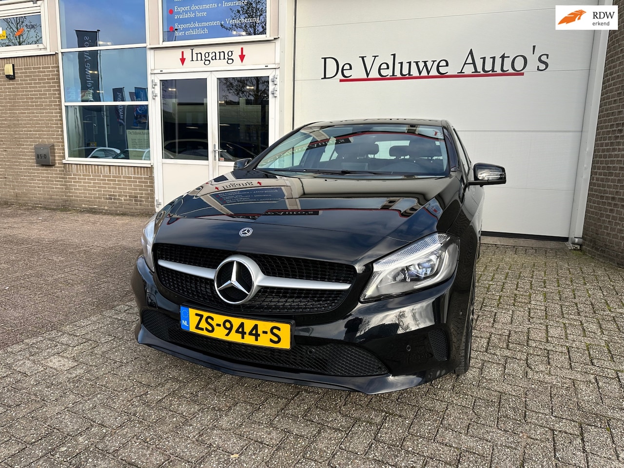 Mercedes-Benz A-klasse - 180 Prestige| Camera | Navi | Keyless - AutoWereld.nl