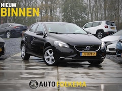 Volvo V40 - 2.0 D2 Nordic+ Clima Stoelverwarming Trekhaak