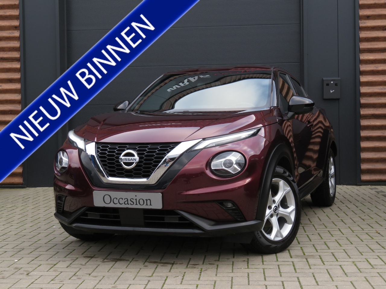 Nissan Juke - 1.0 DIG-T Acenta Airco Cr-Control CarPlay Stoelverw - AutoWereld.nl