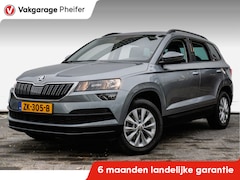 Skoda Karoq - 1.0 TSI 115pk Ambition Trekhaak/ Navigatie/ Cruise control/ Carplay/ Camera/ Armsteun