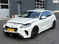 BMW 1-serie - 120, M sport, harman kardon, memory seats, head-up, camera, navigatie