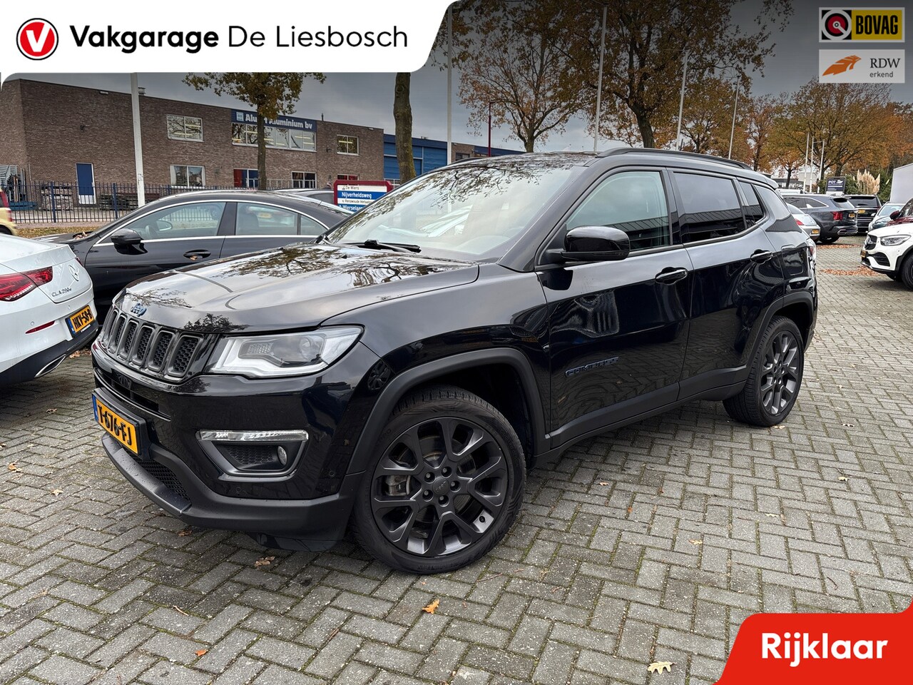 Jeep Compass - 4xe 240 Plug-in Hybrid Electric S/leer/navi/camera/boeken/alpine audio - AutoWereld.nl