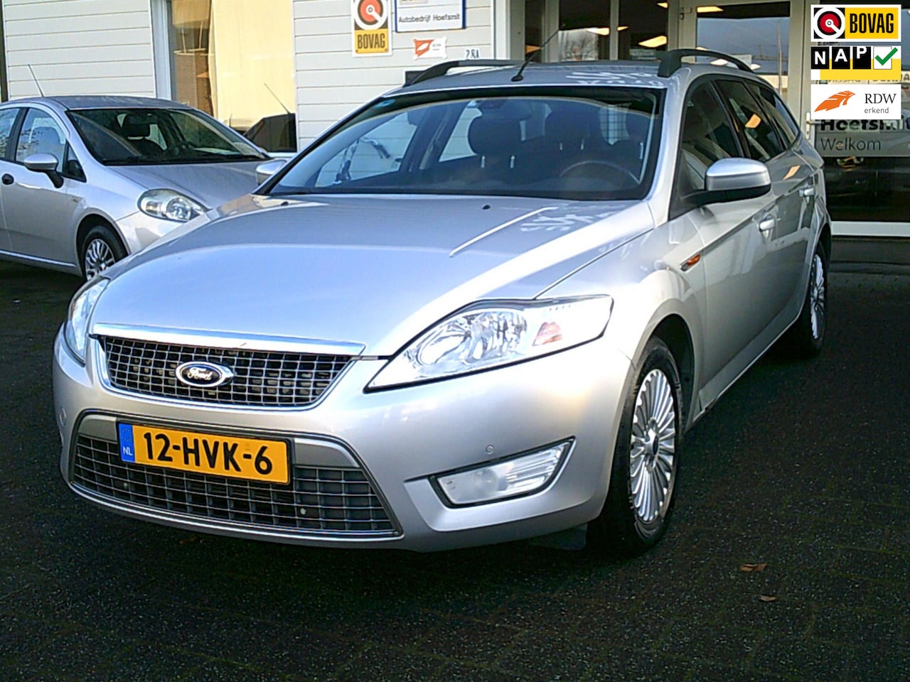 Ford Mondeo Wagon - 2.0-16V Titanium 2.0-16V Titanium - AutoWereld.nl