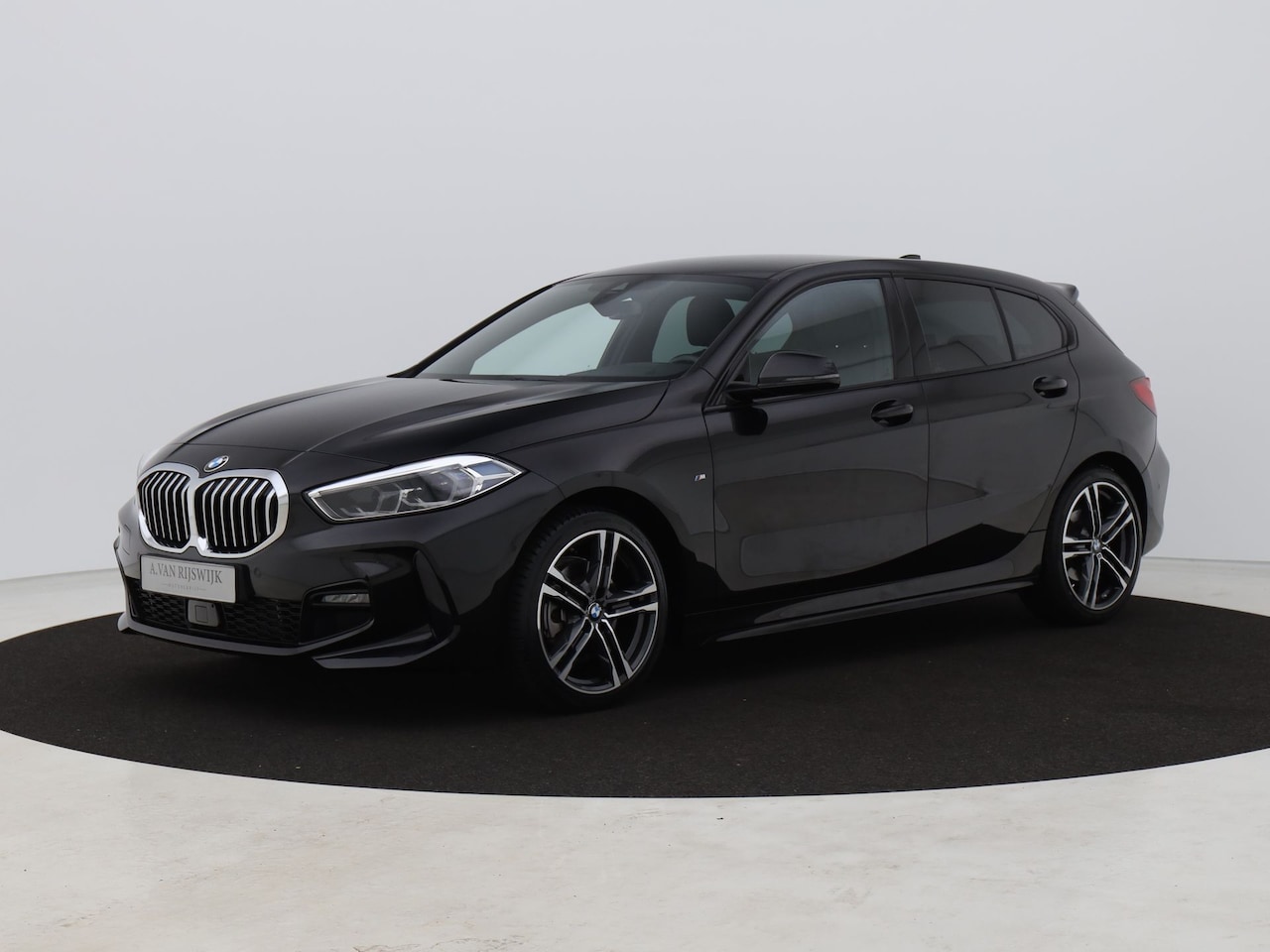 BMW 1-serie - 118i M-Sport | CAMERA | ADAPTIVE - AutoWereld.nl