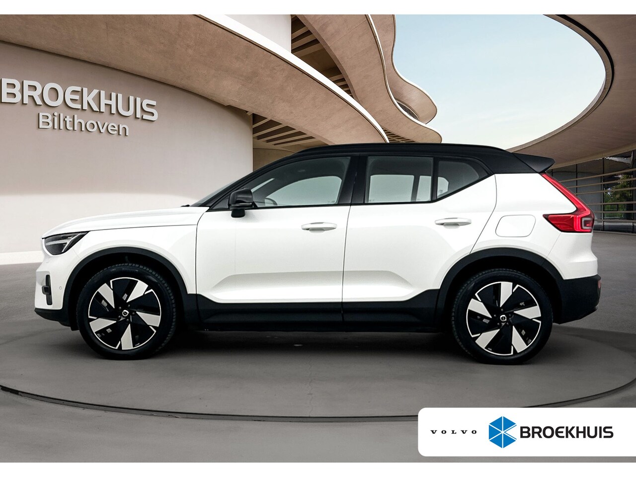 Volvo EX40 - Single Motor Extended Range Ultra 82 kWh | Trekhaak | Full LED adaptive verlichting | Stoe - AutoWereld.nl