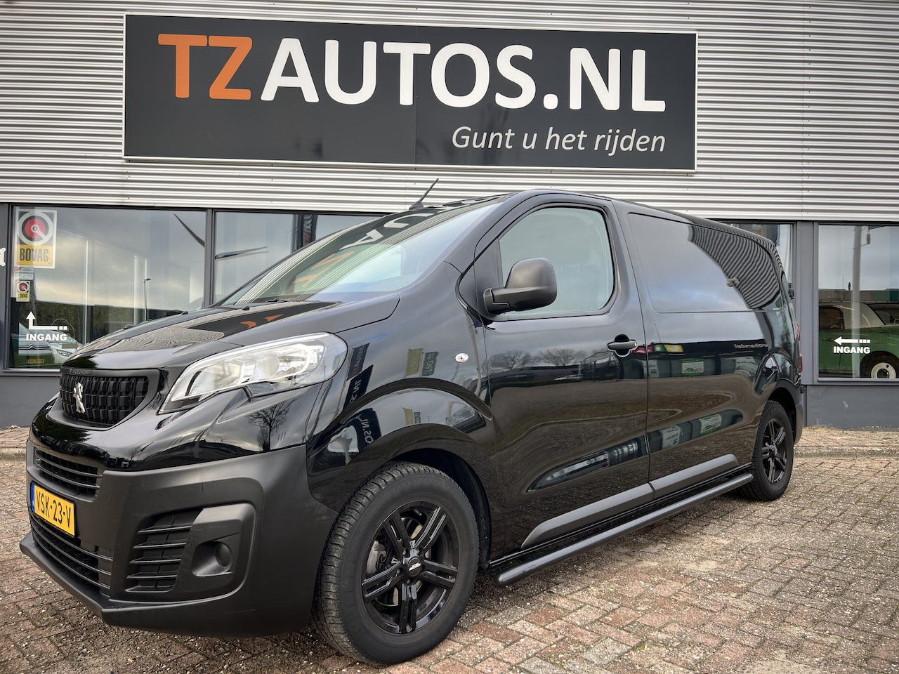 Peugeot Expert - 2.0 BlueHDI 145 Premium Navi/Camera/Automaat - AutoWereld.nl