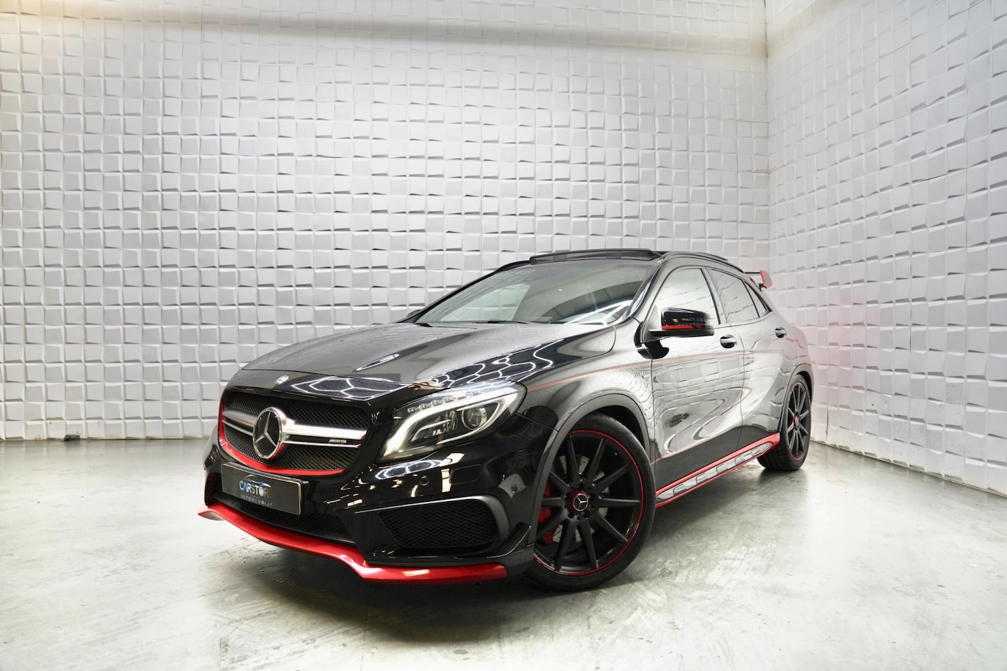 Mercedes-Benz GLA-Klasse - 45 AMG 4Matic PERFORMANCE PANO - AutoWereld.nl
