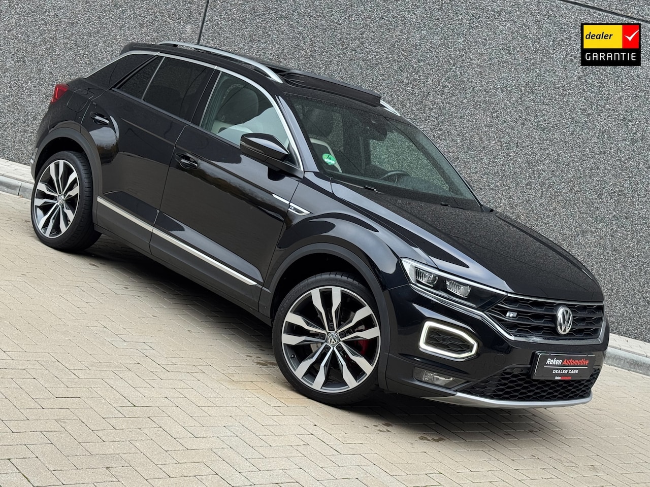 Volkswagen T-Roc - 2.0 TSI 4Motion R-line 190PK Pano Navi ACC - AutoWereld.nl