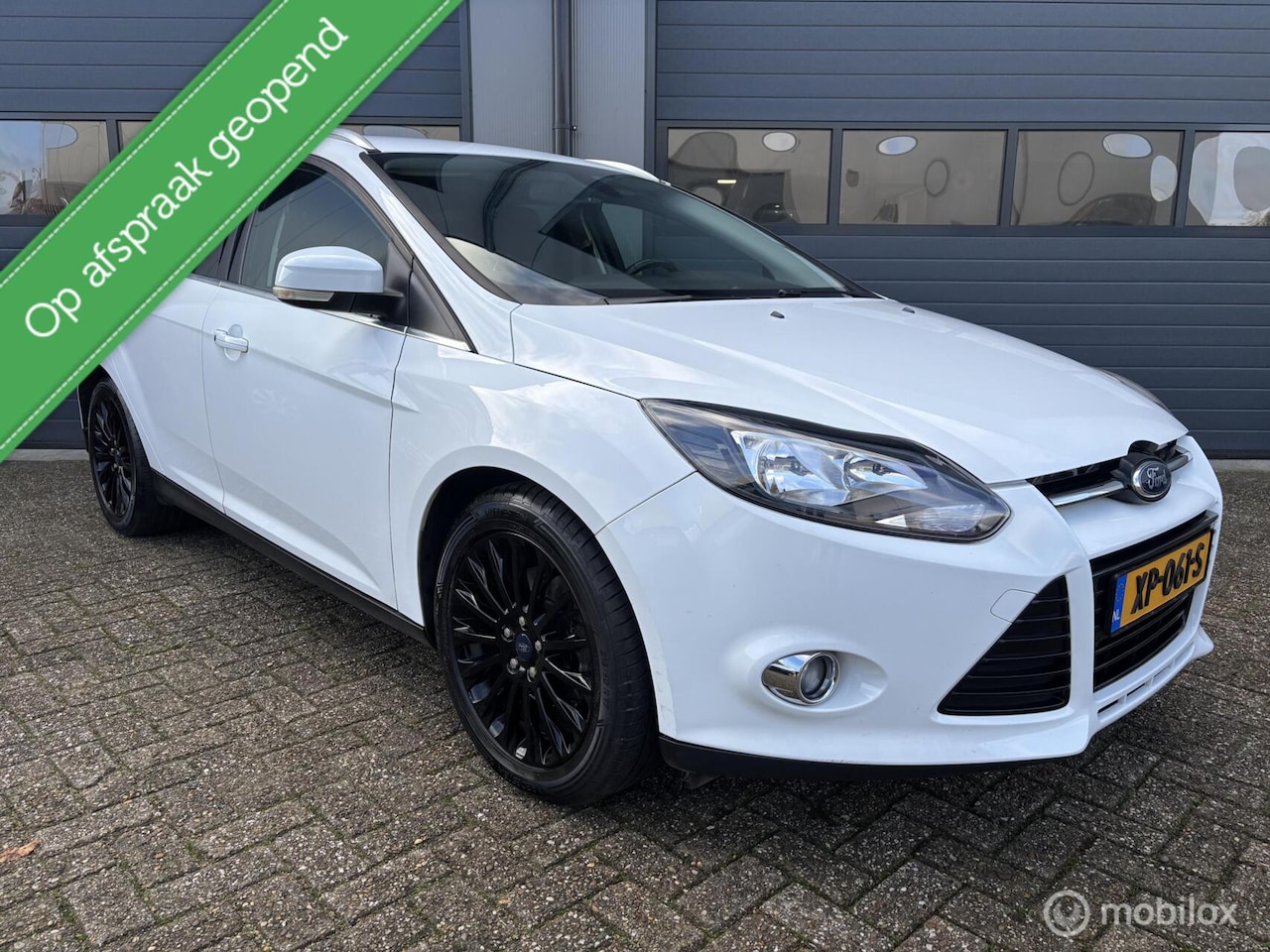 Ford Focus Wagon - 1.6 EcoBoost Titanium 1.6 EcoBoost Titanium - AutoWereld.nl