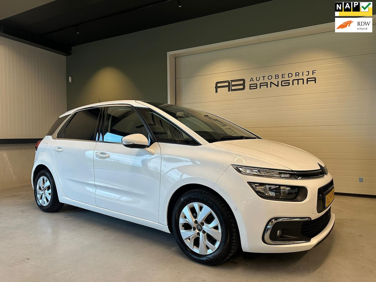 Citroën C4 SpaceTourer - 1.2 PureTech BUSINESS-uitv/CLIMA AIRCO/NAVIGATIE/APPLE CARPLAY/TREKHAAK/LM-VELGEN/ISOFIX/B - AutoWereld.nl