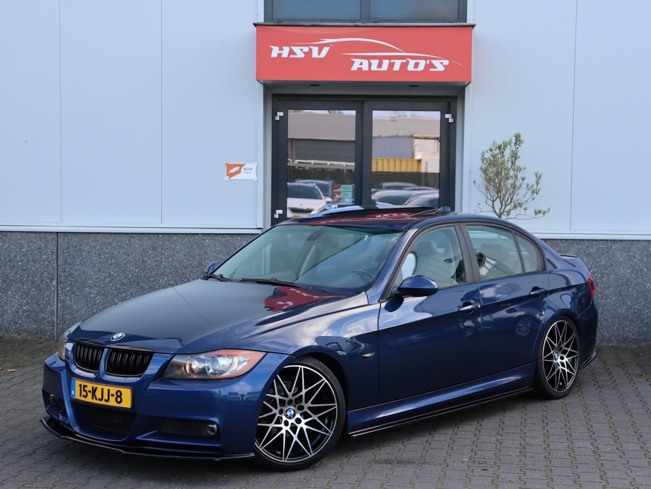 BMW 3-serie - 325i xenon LM automaat - AutoWereld.nl