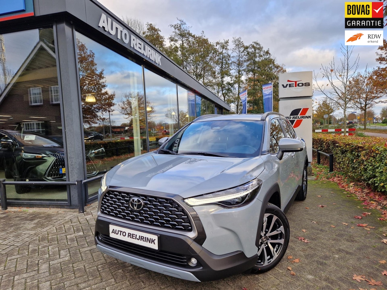Toyota Corolla Cross - Hybrid 140 Style-Comfort, Parkeersens V+A, Electrische A klep. Stoel+Stuur verwarming - AutoWereld.nl