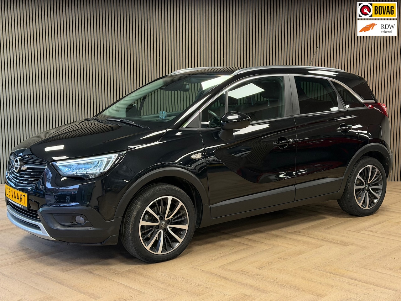 Opel Crossland X - 1.2 Turbo Innovation CAMERA PARKEERSENSOREN VOOR EN ACHTER APPLE CARPLAY DODEHOEK STUUR EN - AutoWereld.nl