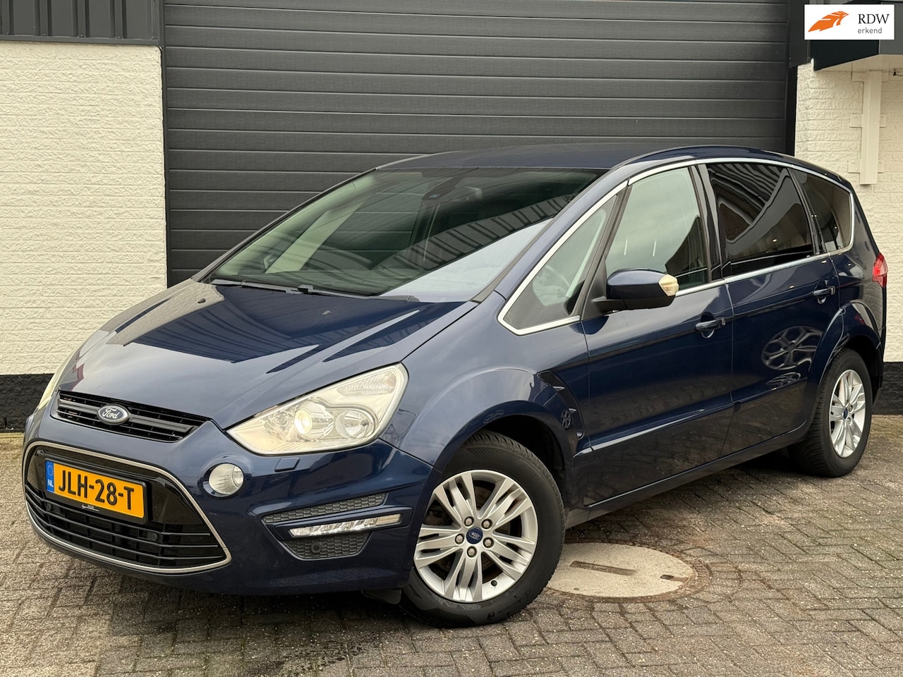 Ford S-Max - 2.0 EcoBoost Titanium | Powershift | 203pk | Half Leder | Xenon | Trekhaak - AutoWereld.nl