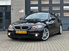 BMW 3-serie Touring - 318i Corporate Lease Luxury Line / M Pakket / Pano / Led / Xenon / PDC / Stoelverwarming /