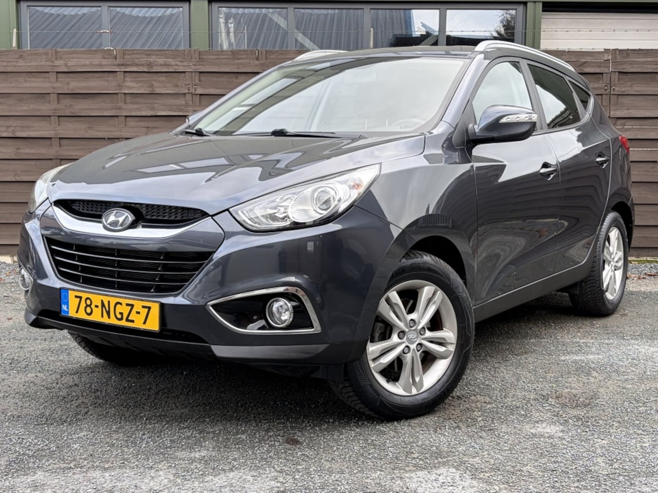 Hyundai ix35 - 2.0i Business Edition / Navi / Clima / Trekhaak / 1900KG TREKGW. - AutoWereld.nl