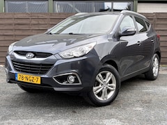 Hyundai ix35 - 2.0i Business Edition / Navi / Clima / Trekhaak / 1900KG TREKGW