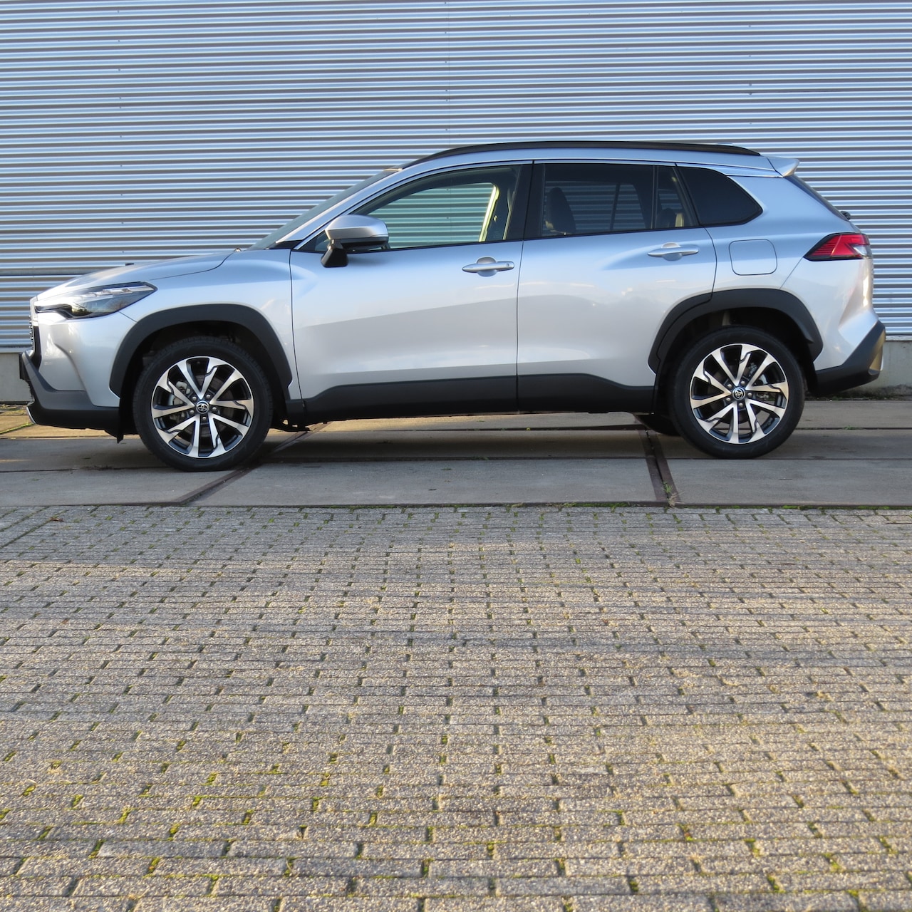 Toyota Corolla Cross - 2.0 High Power Hybrid Style - AutoWereld.nl