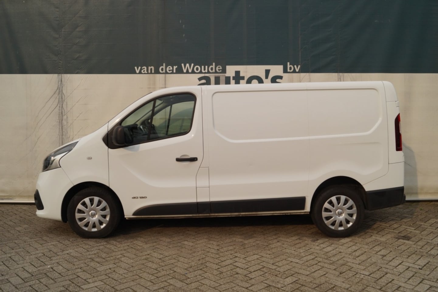 Renault Trafic - 1.6 dCi 120pk T29 L1-H1 Comfort -AIRCO-CRUISE- - AutoWereld.nl