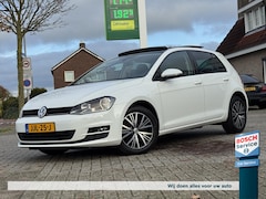 Volkswagen Golf - 1.2 TSI Comfortline / Pano / Stoelverwarming / Navi / Bleutooth / Cruise / Pdc / Lichtmeta