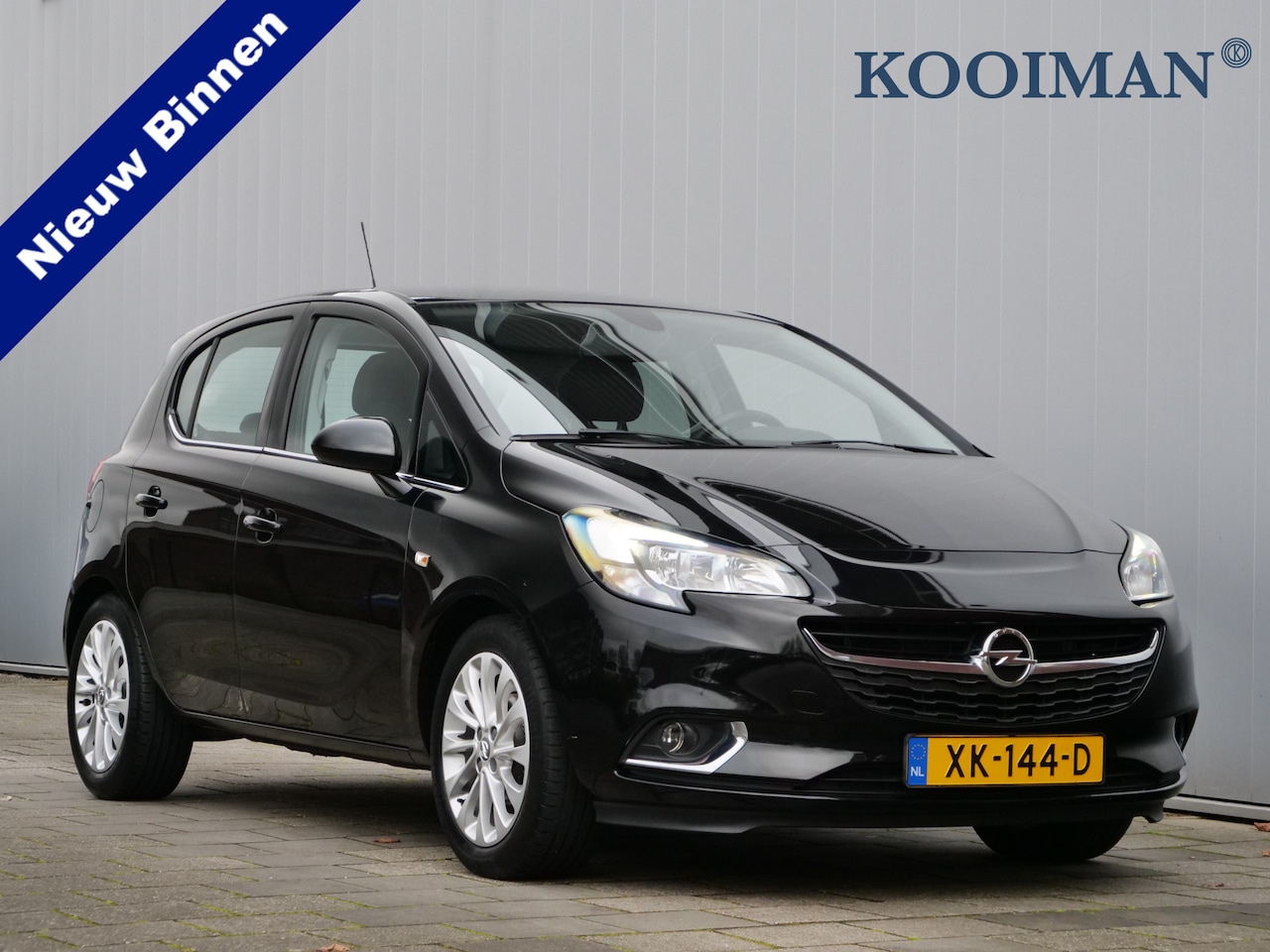 Opel Corsa - 1.4 90pk Online Edition Navigatie / Apple Carplay / 16 inch / Parkeersensoren - AutoWereld.nl