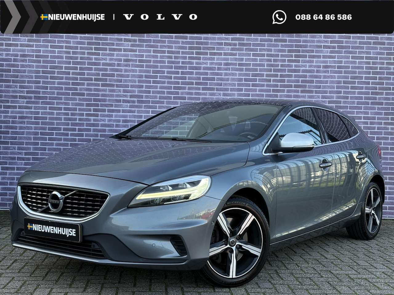 Volvo V40 - 1.5 T3 Polar+ Sport | DAB | Harman/Kardon | Keyless entry/start | Panoramadak | Regensenso - AutoWereld.nl