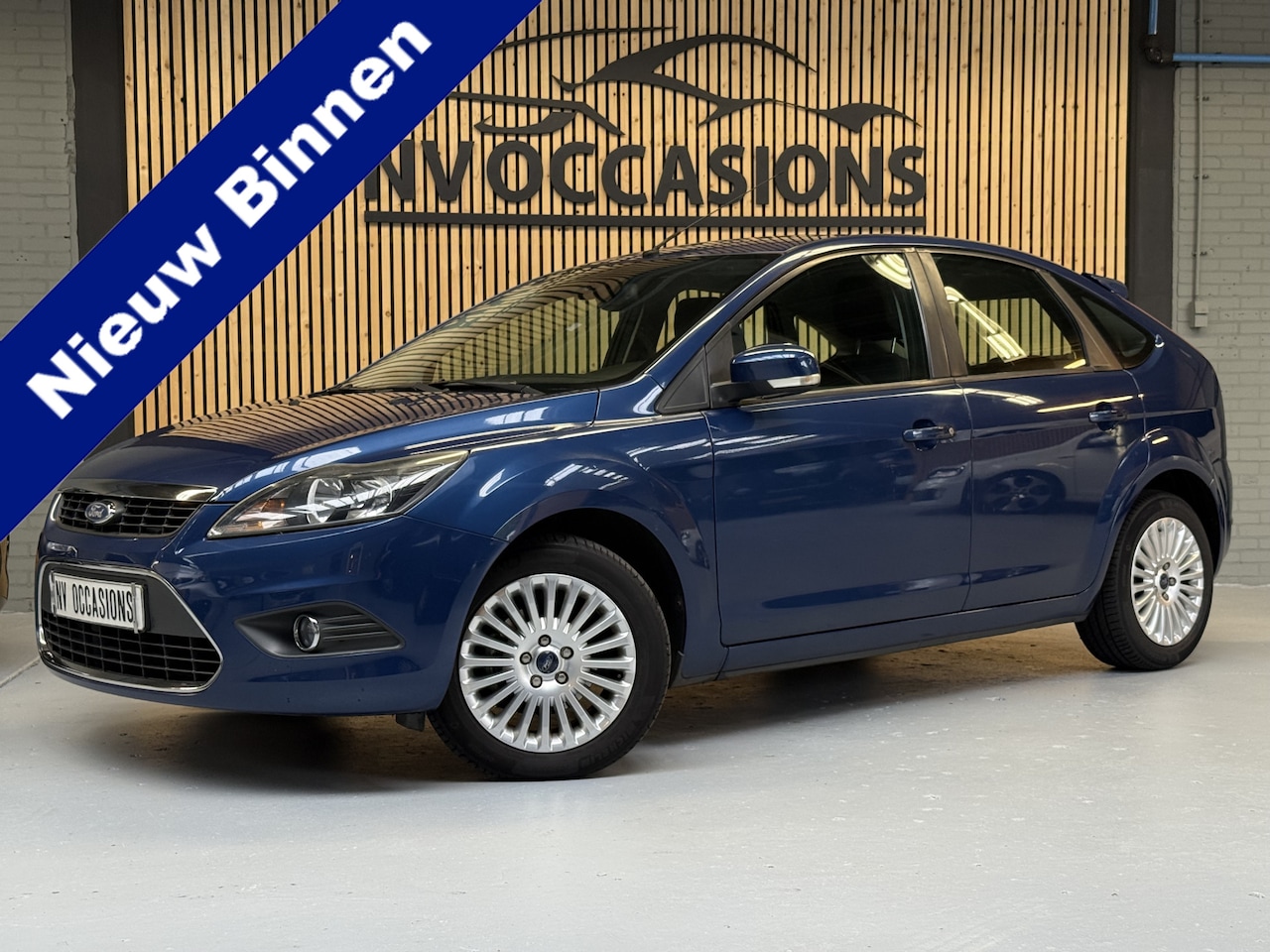 Ford Focus - 1.6 Titanium PDC/VOORRUITVW/NAP/DEALEROH/1E EIGNR!! - AutoWereld.nl