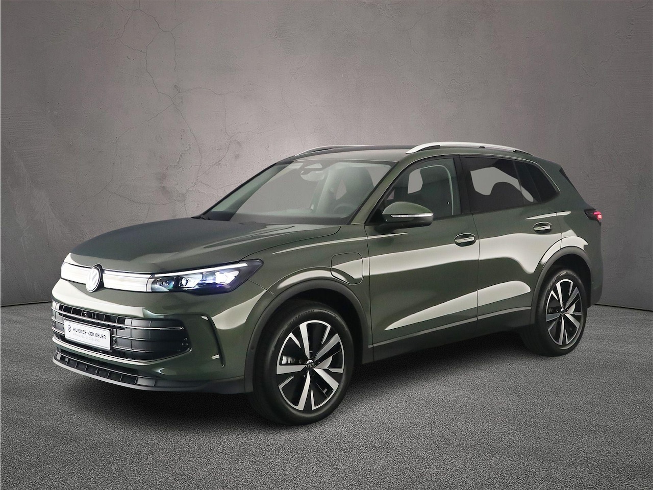 Volkswagen Tiguan - Life Edition 1.5 TSI eHybrid 204pk DSG Automaat Trekhaak, Adaptive cruise control, LED mat - AutoWereld.nl