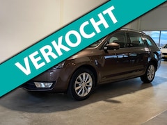 Skoda Octavia Combi - 1.4 TSI 150PK Navi Leder Trekhaak