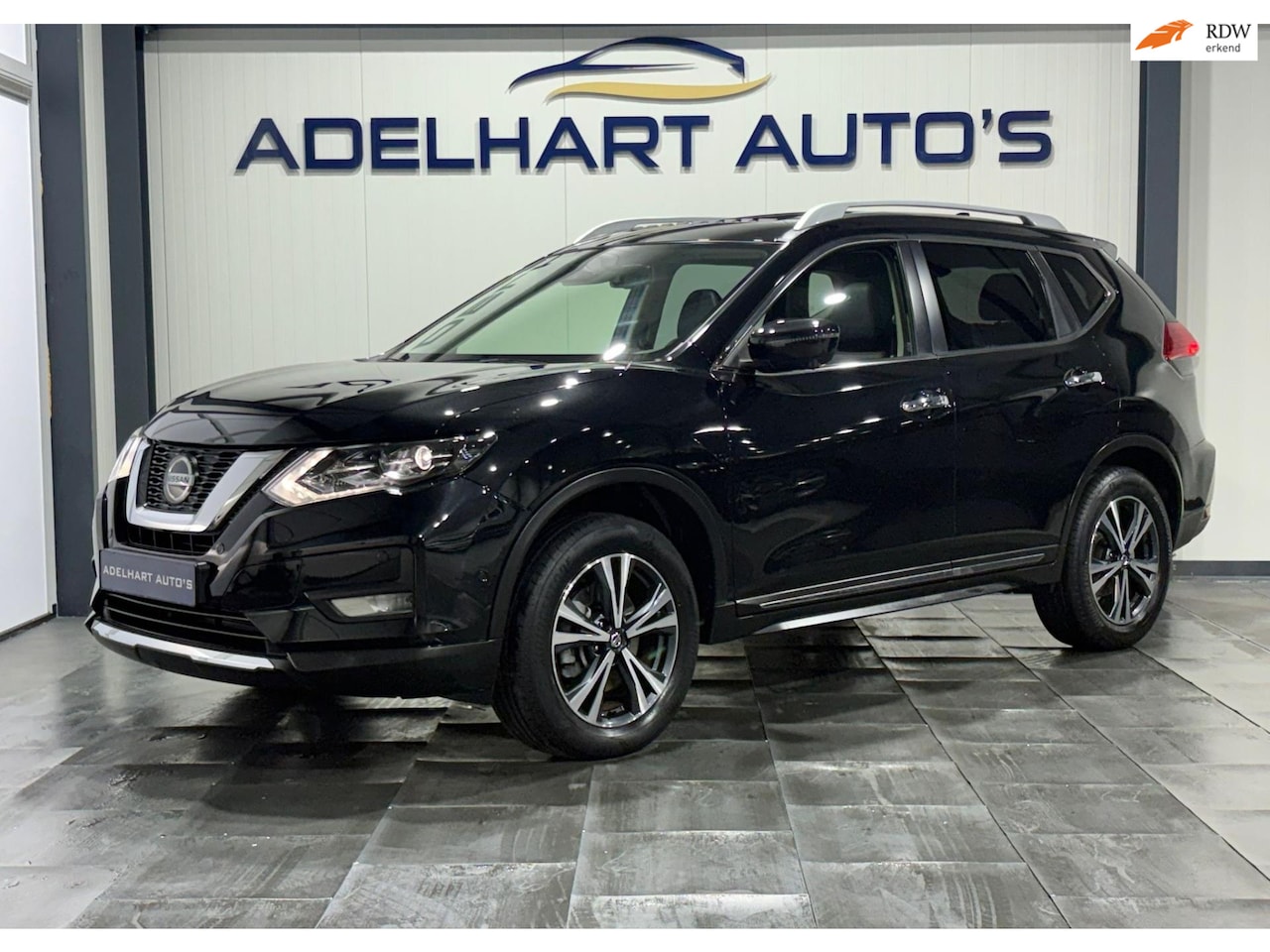 Nissan X-Trail - 1.3 DIG-T Tekna + 7pers Automaat / Panorama dak / Navigatie full map / 360 Camera / Ledere - AutoWereld.nl