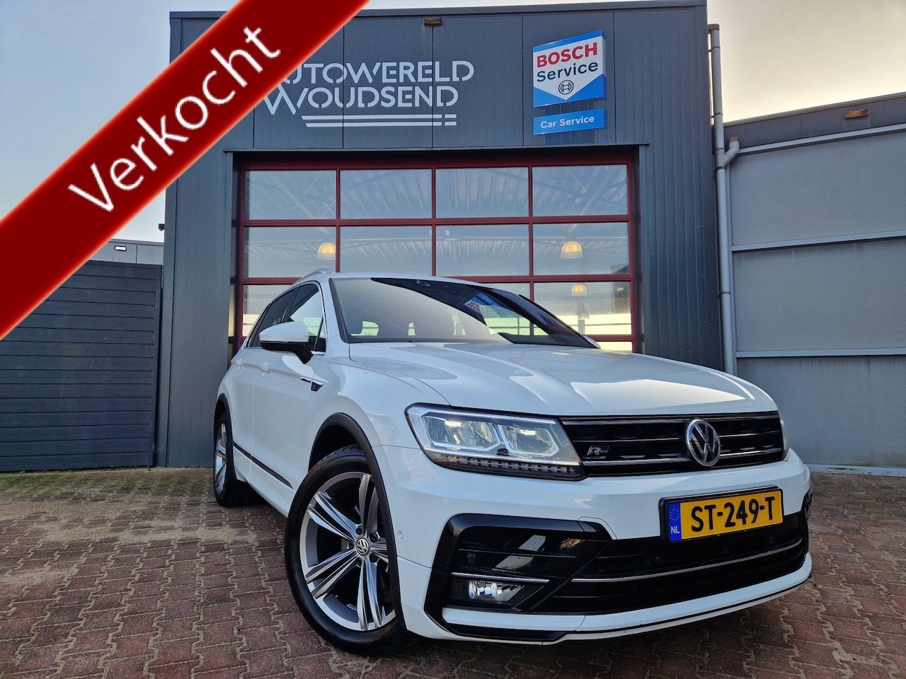 Volkswagen Tiguan - 1.4 TSI ACT Comfortline Business 12 MND BOVAG | ELEKT.TREKH | ADC | CAMERA | PDC V+A | STO - AutoWereld.nl