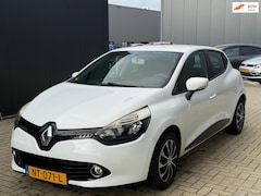 Renault Clio - 0.9 TCe Authentique extra set lmv zomerbanden