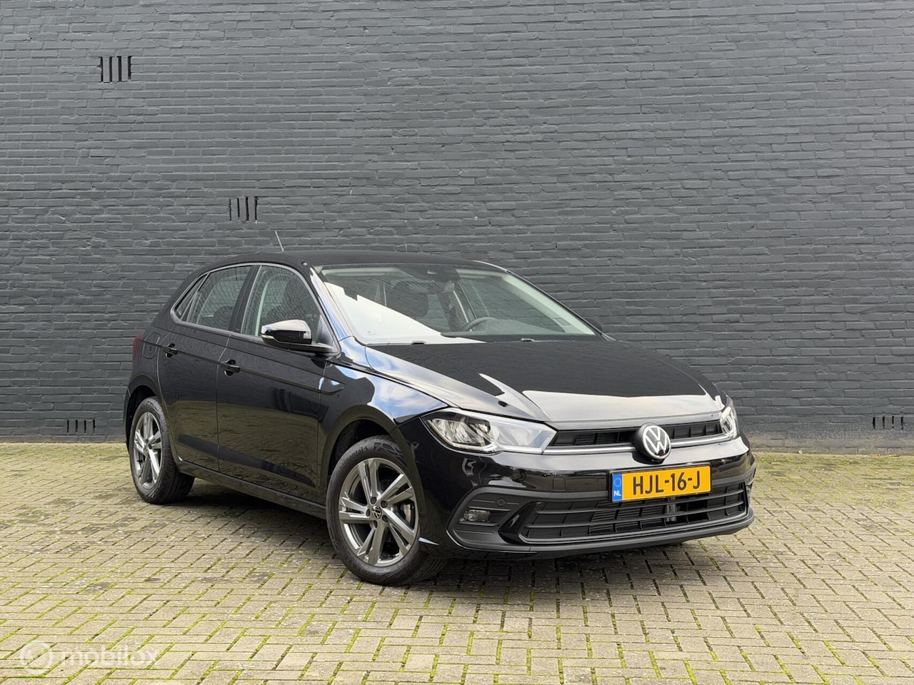 Volkswagen Polo - 1.0 TSI 95 PK 5 DRS ACC/Camera/PDC/Stoelv. - AutoWereld.nl