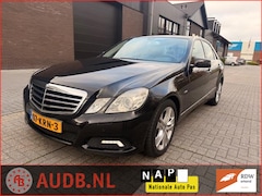 Mercedes-Benz E-klasse - 250 CDI Avantgarde | AUTOMAAT|VOL LEDER| LICHT METAAL| TREKHAAK|