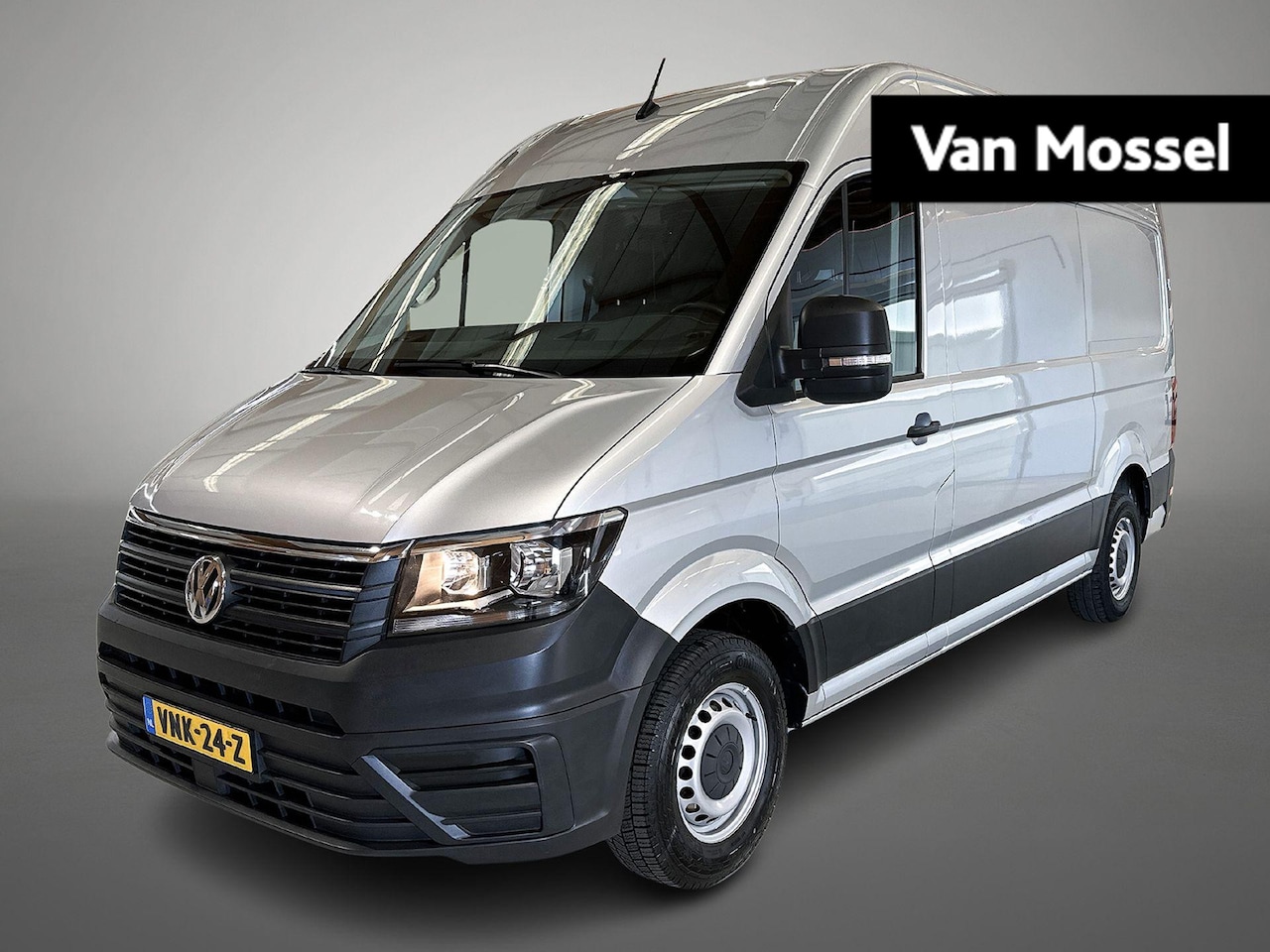 Volkswagen Crafter - 2.0 TDI L3H3 Economy Business 122 PK | Airco | Cruise control | Camera | Radio | Bluetooth - AutoWereld.nl