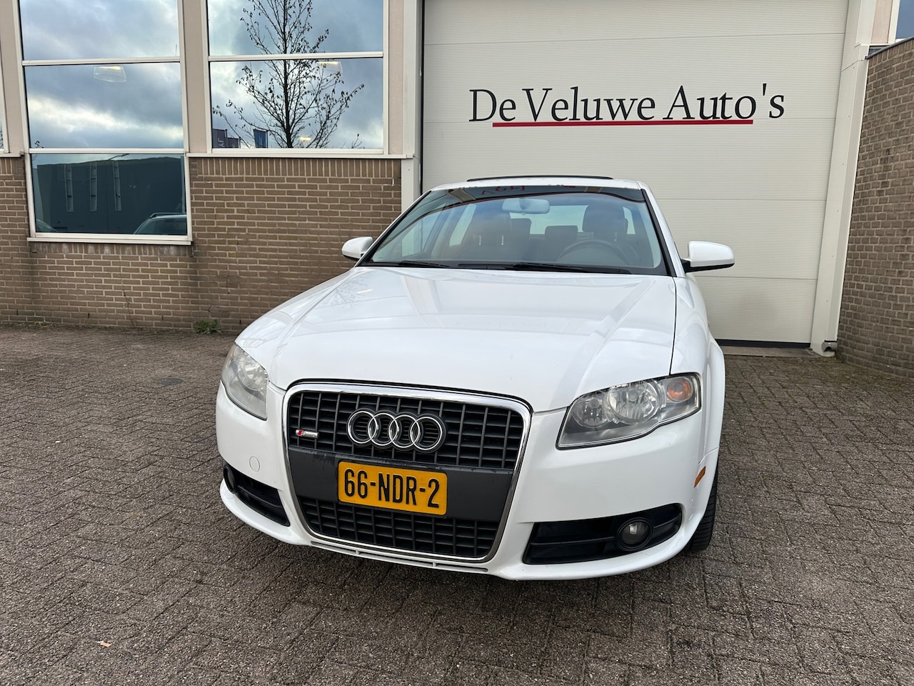 Audi A4 Limousine - 2.0 TFSI S-Line | Carplay | Cruise | Airco - AutoWereld.nl