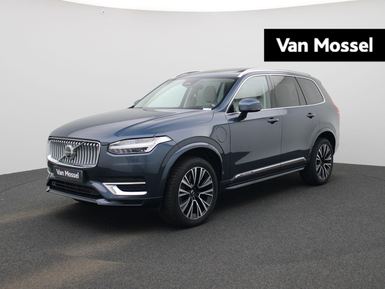 Volvo XC90 - 2.0 T8 Recharge AWD Ultimate Dark | Panoramadak | Stoelverwarming + Stuurverwarming | Appl - AutoWereld.nl