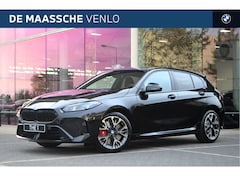 BMW 1-serie - 120 M Sport Automaat / Sportstoelen / Achteruitrijcamera / M Adaptief onderstel / Comfort