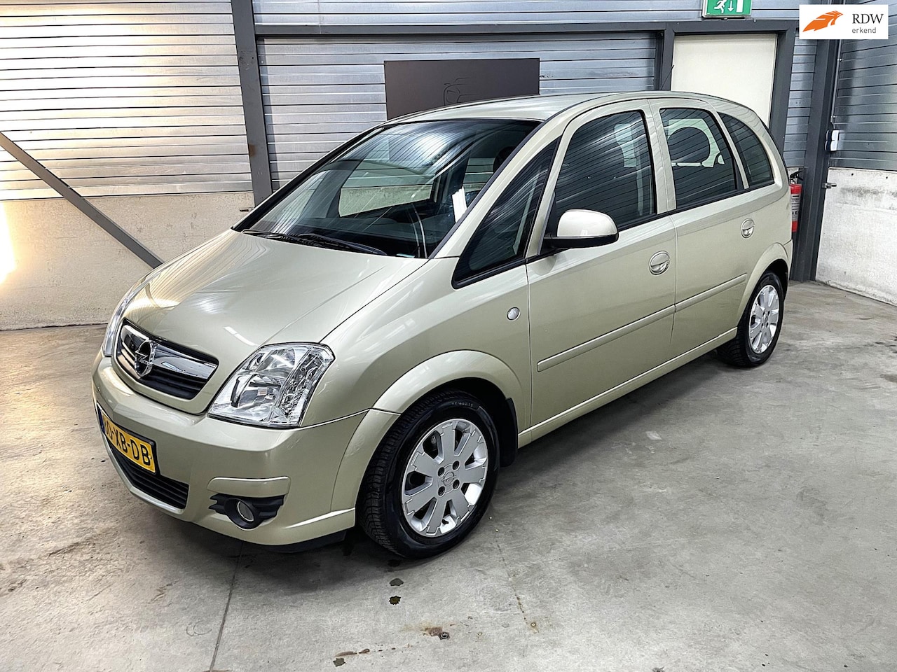 Opel Meriva - 1.6-16V Temptation airco apple carplay zeer net - AutoWereld.nl