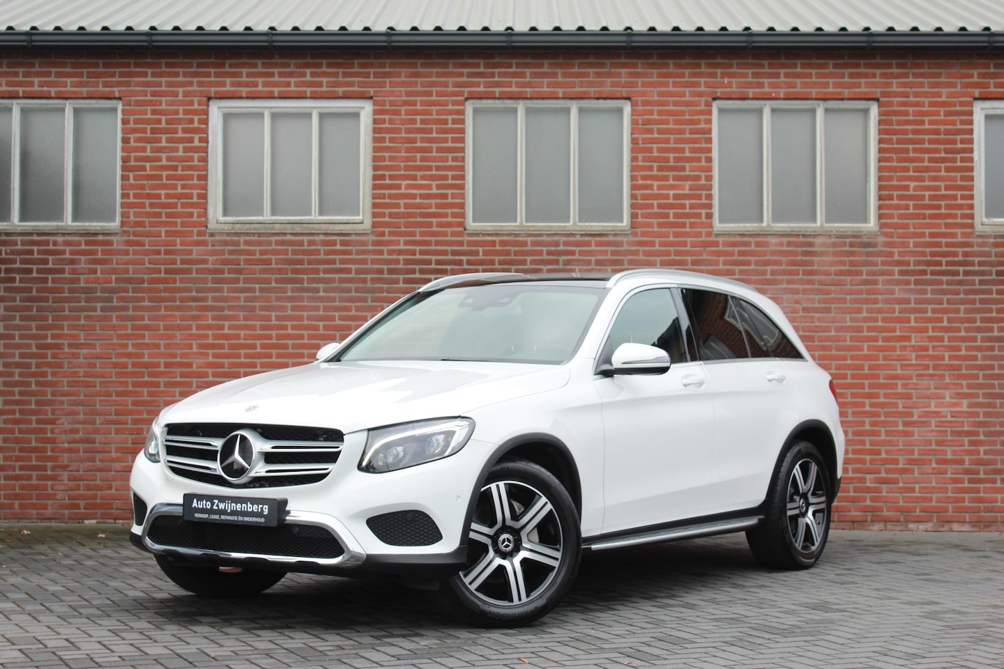 Mercedes-Benz GLC-klasse - 250 4MATIC | Pano | Trekhaak | - AutoWereld.nl